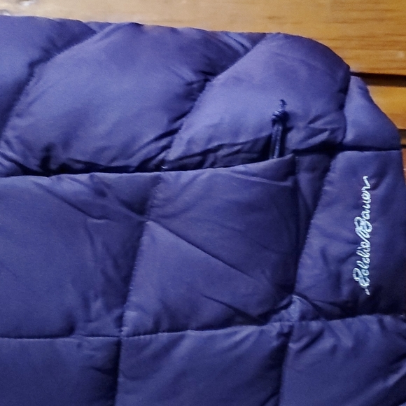 Eddie Bauer Women's Goose Down Puffer Vest Size S - Picture 4 of 6